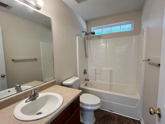 Building Photo - 116 Fox Trace