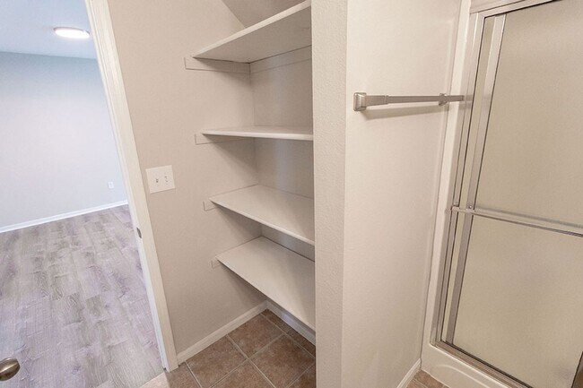 Building Photo - 5209-5211 Currituck Lane