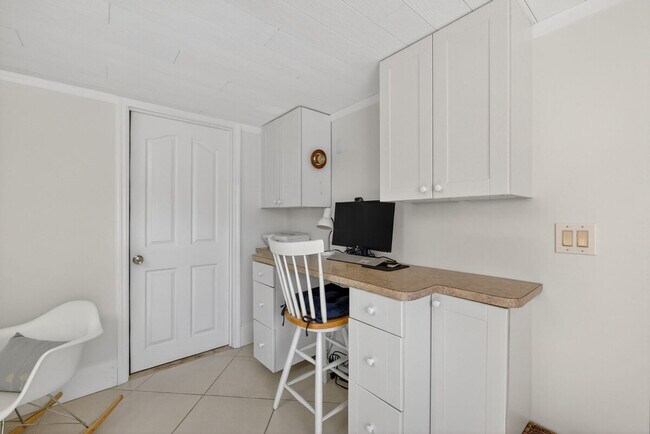 Building Photo - 1282 Nettles Blvd