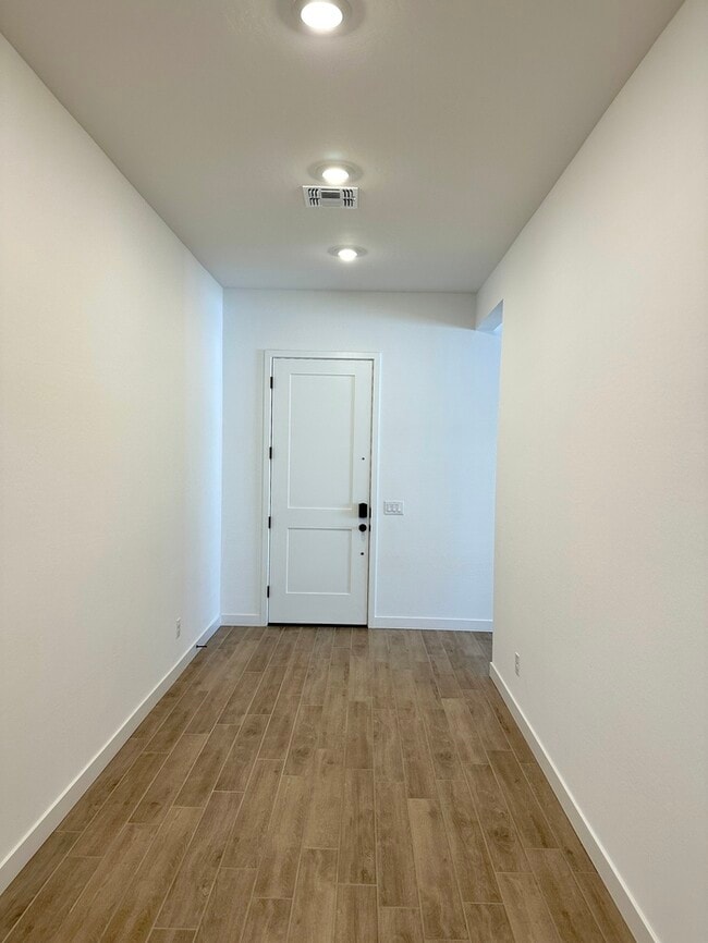 Building Photo - Fantastic "Holly" floor plan in Bella Vista Farms