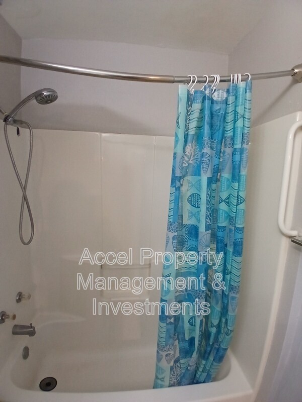 Building Photo - 3601 Mina De Oro