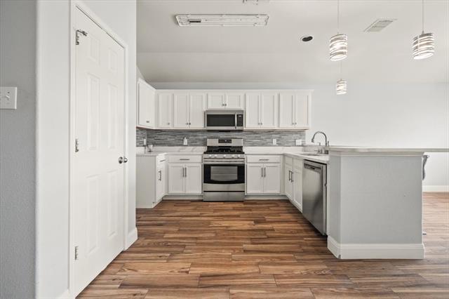 Building Photo - 3817 Laurel Crossing Dr