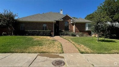 Building Photo - 4023 Lawngate Dr