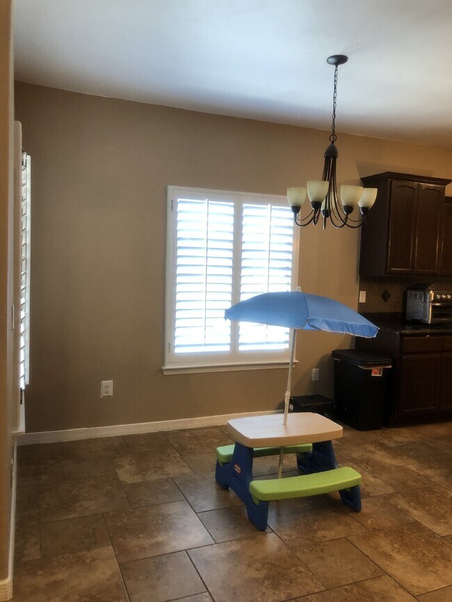 Building Photo - 3132 Tunnel Point Way