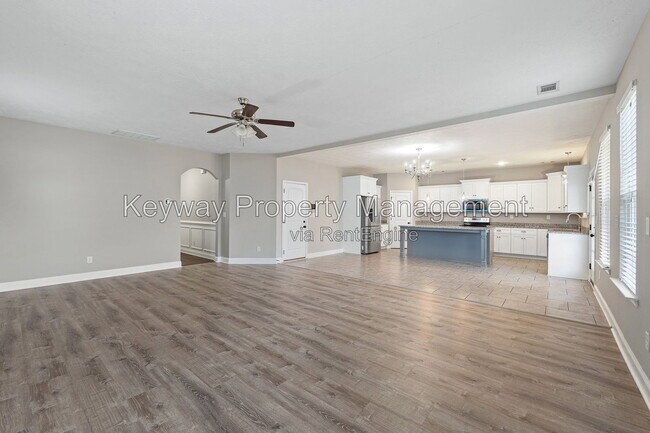 Building Photo - 3070 Margot Ln