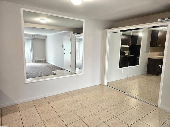 Building Photo - 38255 Fairway Ct