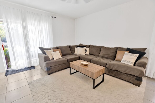 Building Photo - Great home in Lagoon Community