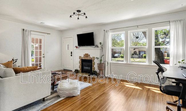 Building Photo - 1235 S Atlanta Pl