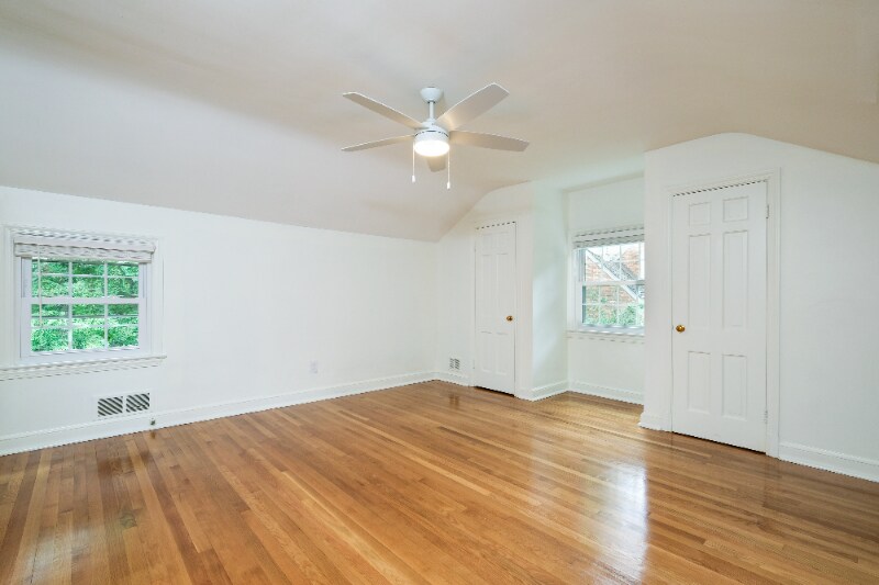 Building Photo - 316 Forest Dr