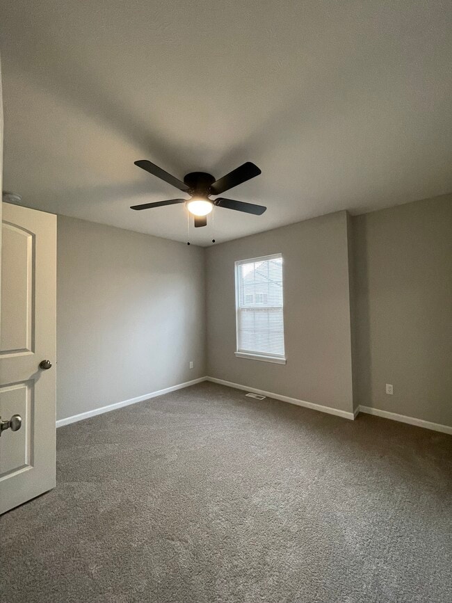 Bedroom 3 - 1068 E 115th Ct