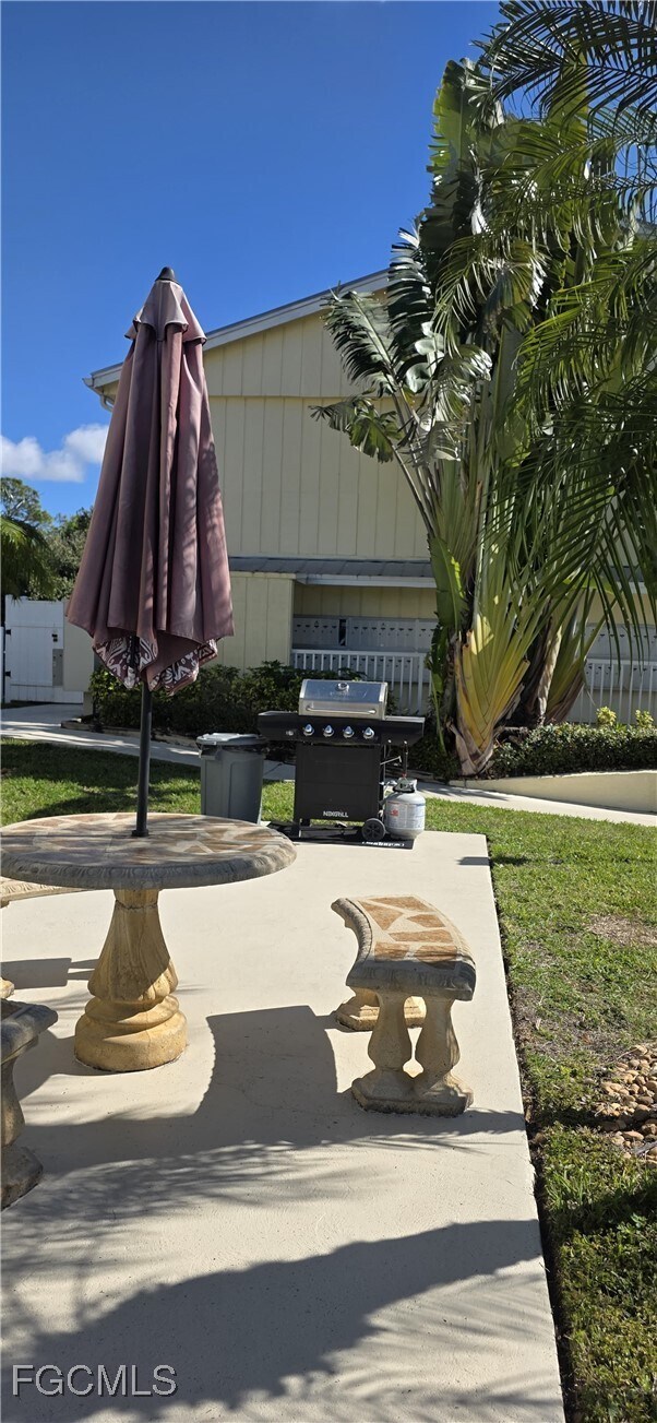 Building Photo - 4617 Bayshore Dr