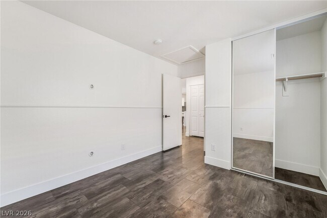 Building Photo - 9976 Perceval St