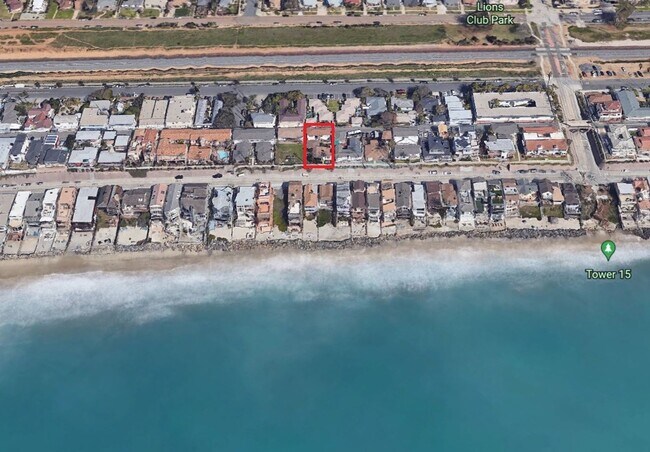 Building Photo - Across From The Beach in South O!