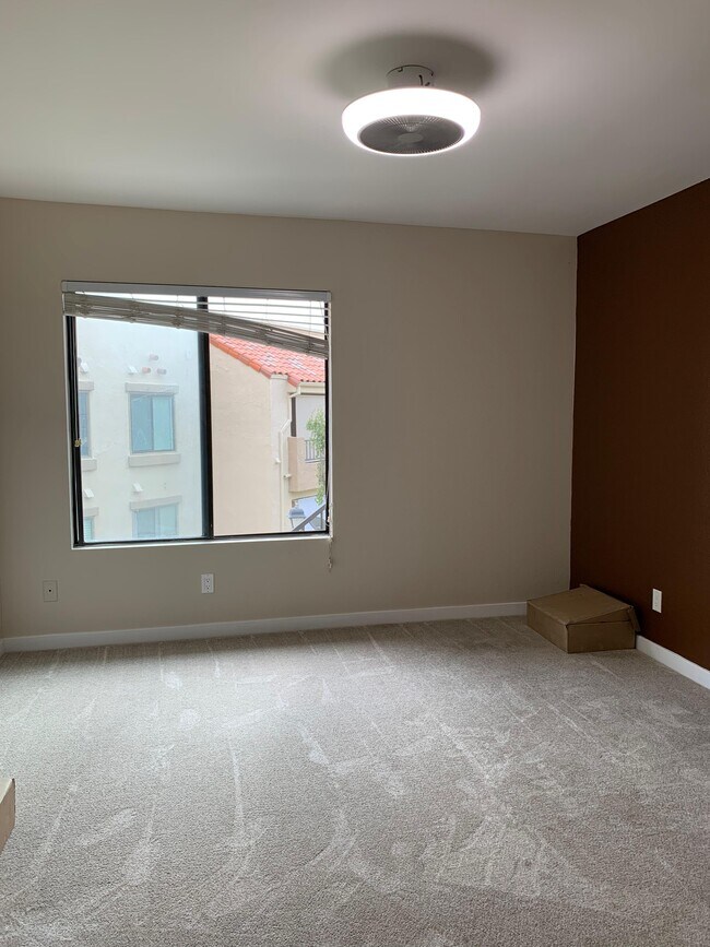 Building Photo - 8460 New Salem St