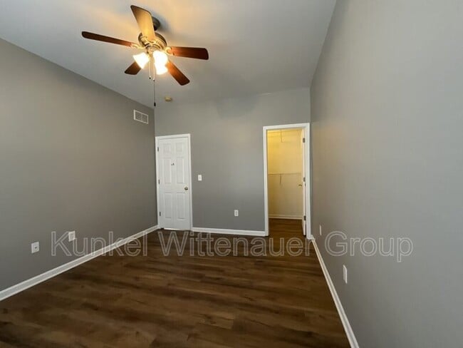 Building Photo - 2308 Four Lakes Dr