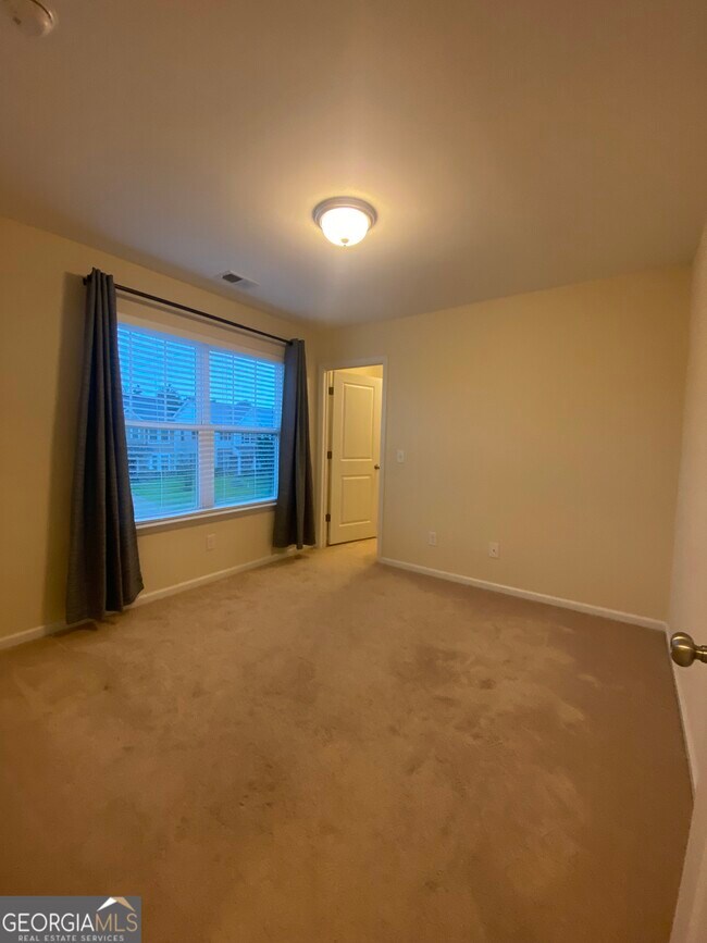 Building Photo - 116 Winslow Cir