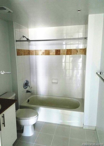 Building Photo - 1871 NW S River Dr