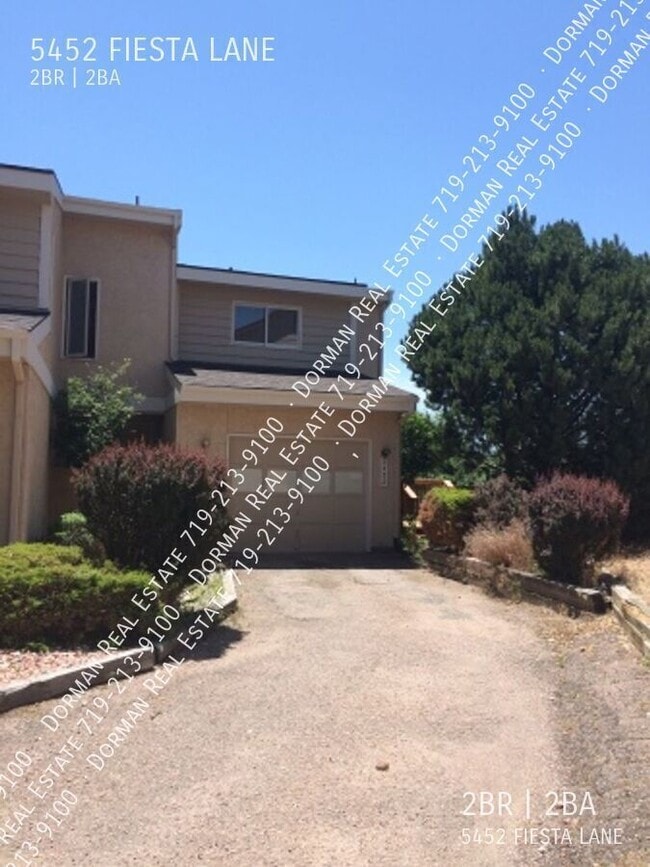 Building Photo - 5452 Fiesta Ln