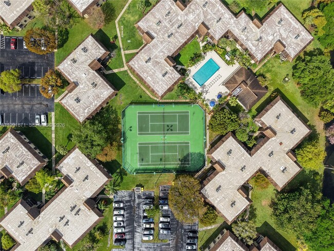 Building Photo - 7915 SW 86th St