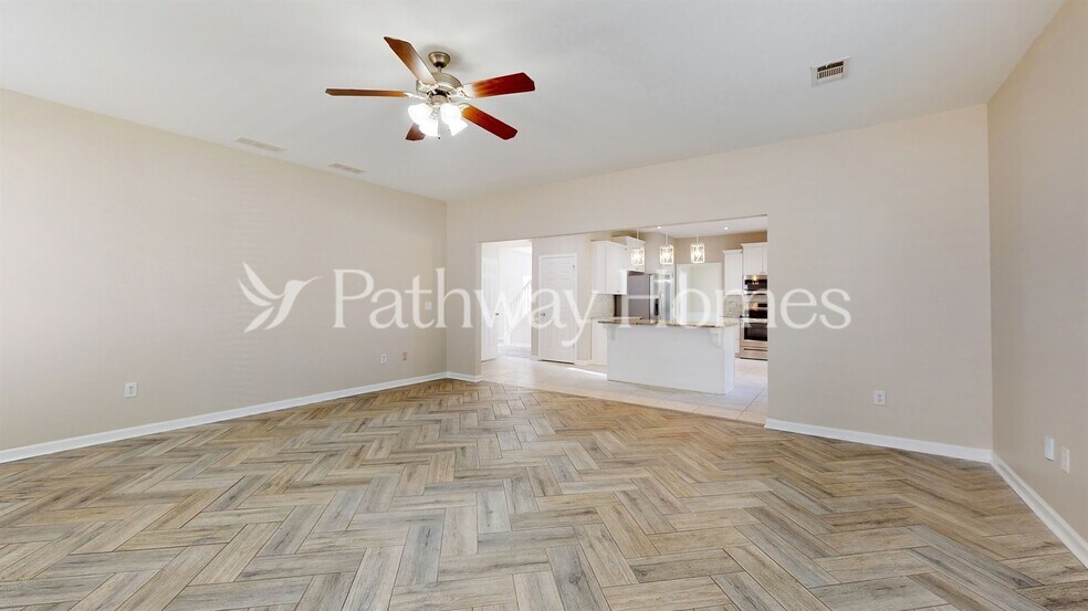 Building Photo - 3420 Gardenside Dr SW