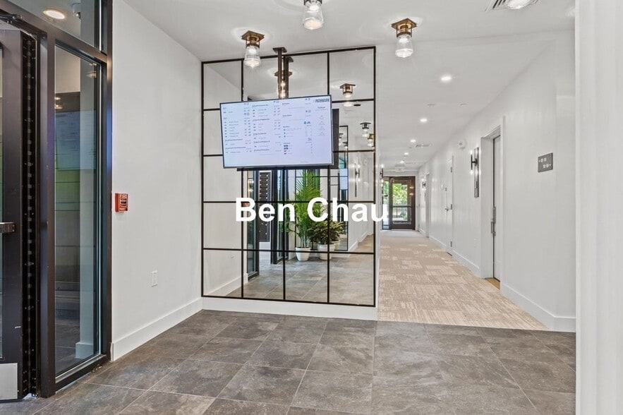 Building Photo - 97 Elmwood St