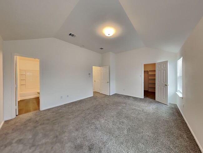 Building Photo - MOVE IN READY NOW IN KELLER ISD!