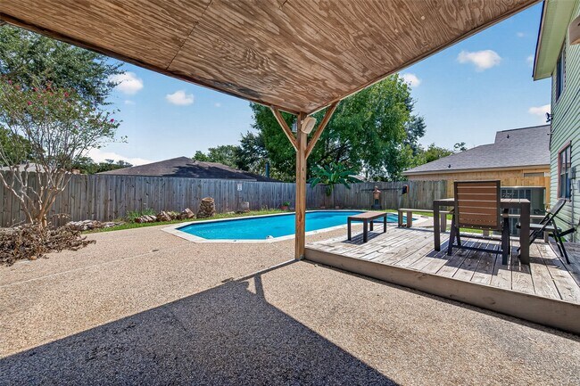 Building Photo - 6419 Paso Del Sol Dr