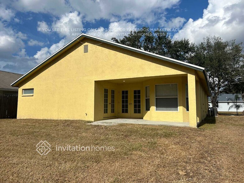 Building Photo - 1654 Wakefield Dr