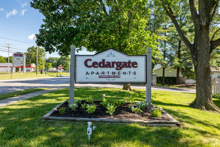 Primary Photo - Cedargate Apartments