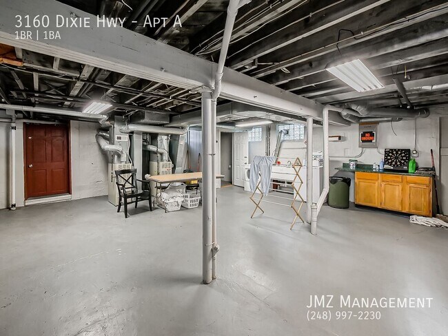 Building Photo - 3160 Dixie Hwy
