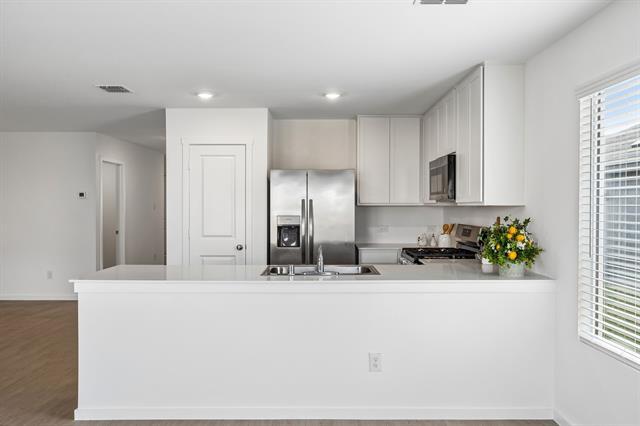 Building Photo - 3012 Tooley Dr