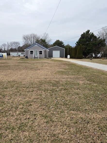 Home-Barn on 1/2 Acre - 23118 Argos Corner Rd