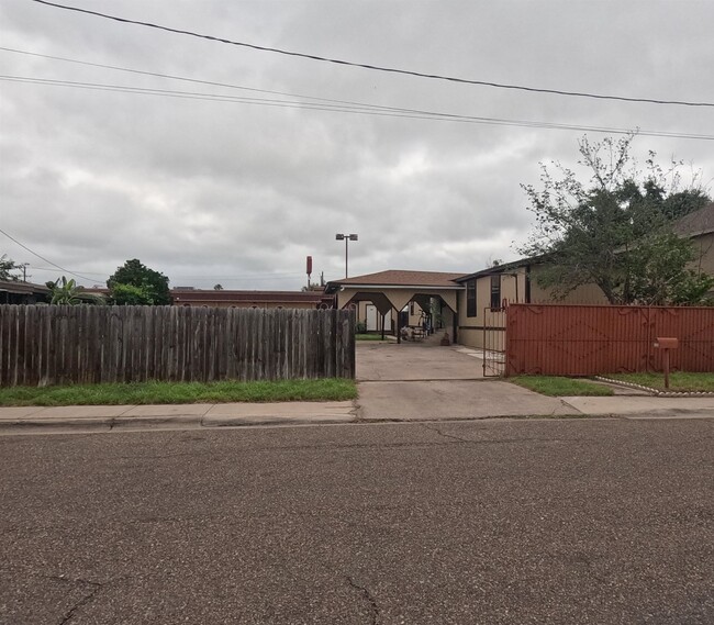 Building Photo - 4305 McClelland Ave