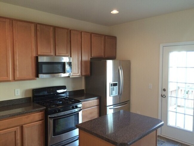 Building Photo - Prelease for January 2026!