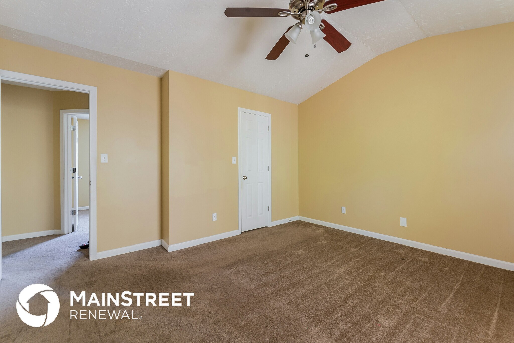 Building Photo - 6805 Silver Maple Dr