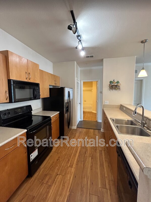 Building Photo - 8290 Gate Pkwy W