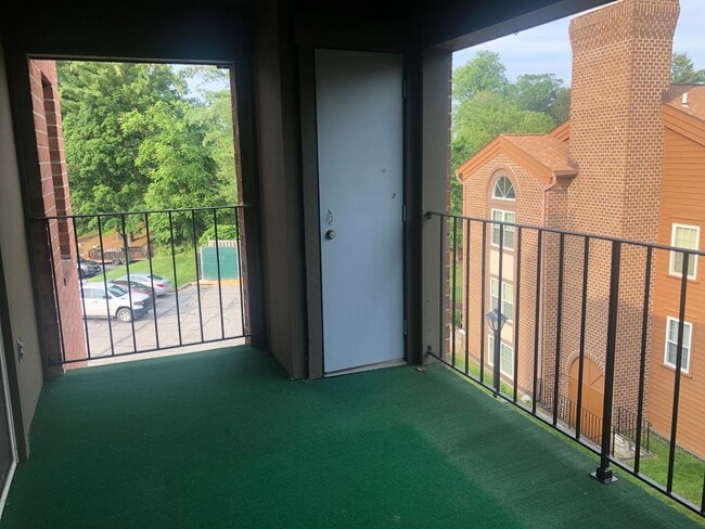 Building Photo - 2 Bedroom 2 Bathroom + loft luxury Condo f...
