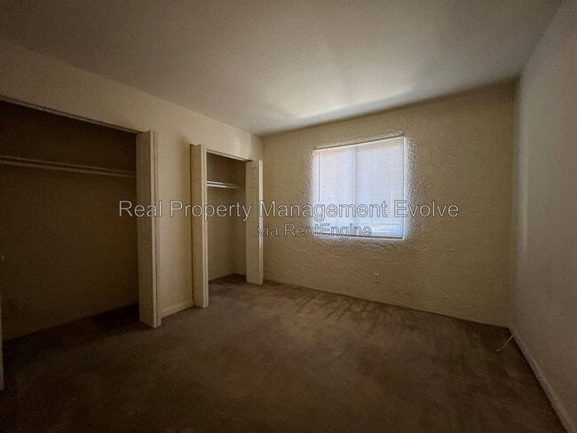 Building Photo - 7110 E Continental Dr