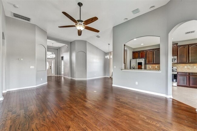 Building Photo - 7514 Forest Mere Dr