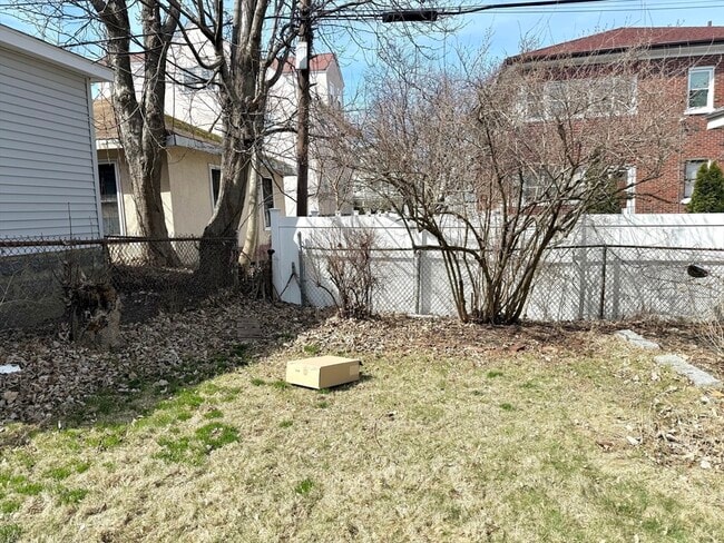 Building Photo - 82 Elmer Rd