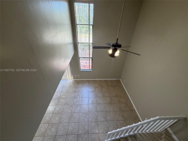 Building Photo - 1206 San Remo Cir