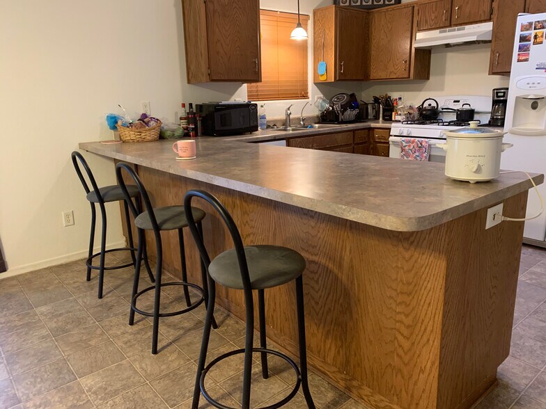 Kitchen - 113 Buffalo Dr