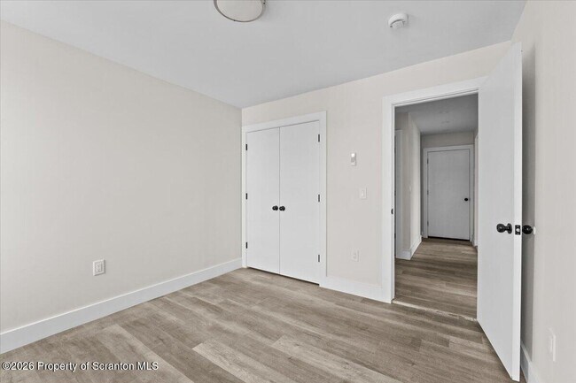 Building Photo - 840 Clay Ave