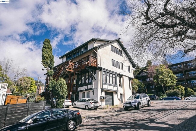 Building Photo - 2905 Channing Way