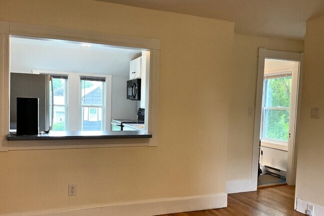Building Photo - 7 Riverneck Rd