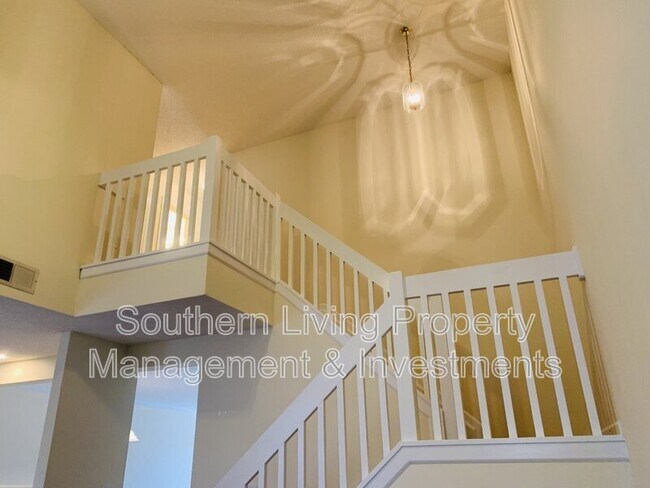 Building Photo - 9436 Elizabeth Townes Ln