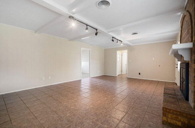 Building Photo - 4314 55th St