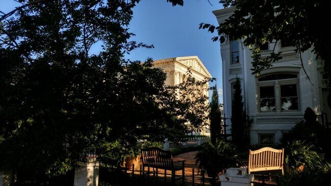 Building Photo - 311 A St NE