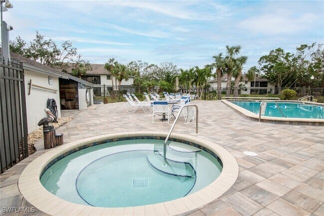 Building Photo - 17456 Woodland Trace Dr