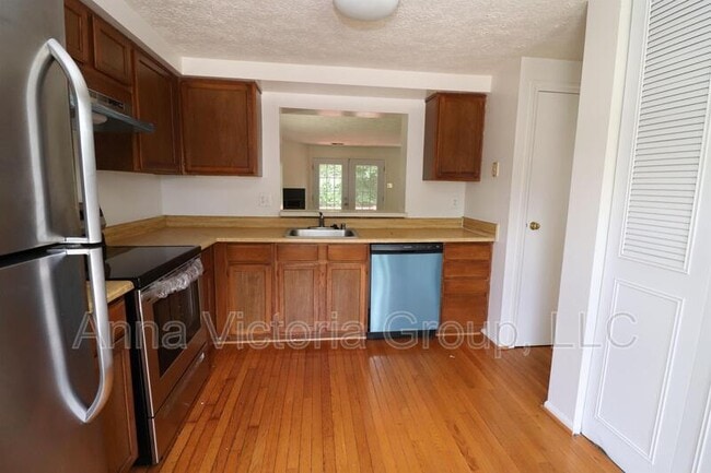 Building Photo - 229 Red Jade Dr